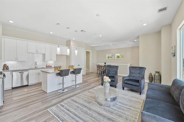 2504 W Tidwell Road G, Houston, TX 77091