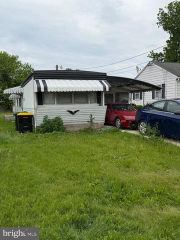 512 MEADE AVE, Hanover, PA 17331