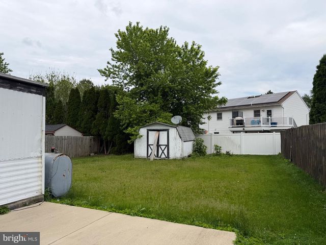 512 MEADE AVE, Hanover, PA 17331