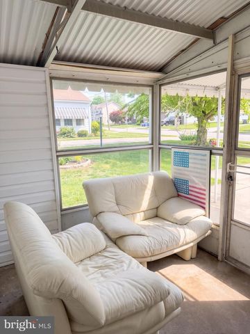 512 MEADE AVE, Hanover, PA 17331