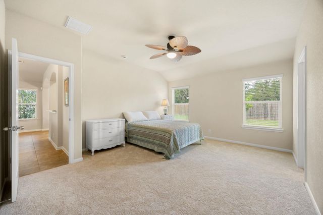 1918 Stonehaven, San Marcos, TX 78666