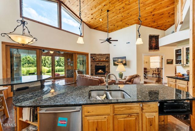 142 Charlie Harrell Lane, Hampton, TN 37658