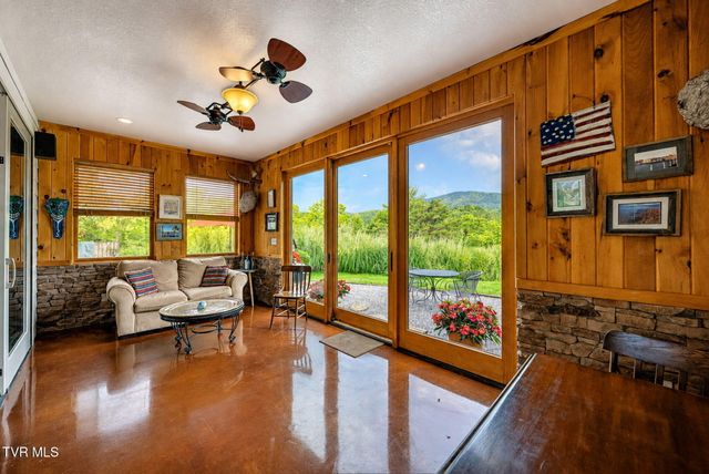 142 Charlie Harrell Lane, Hampton, TN 37658