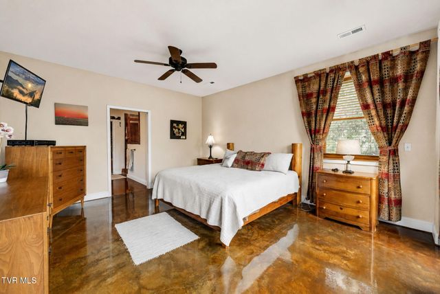 142 Charlie Harrell Lane, Hampton, TN 37658
