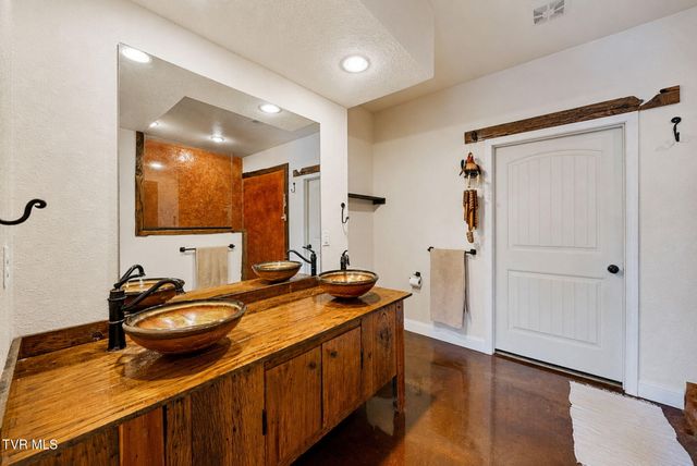 142 Charlie Harrell Lane, Hampton, TN 37658