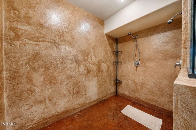 142 Charlie Harrell Lane, Hampton, TN 37658