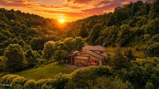 142 Charlie Harrell Lane, Hampton, TN 37658