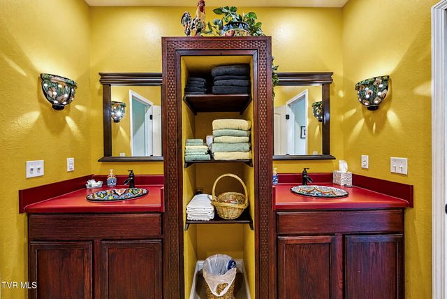 142 Charlie Harrell Lane, Hampton, TN 37658