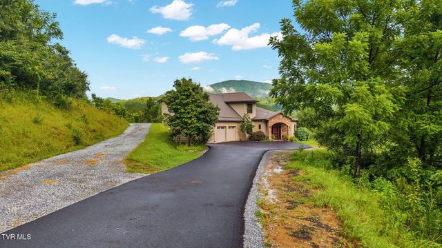142 Charlie Harrell Lane, Hampton, TN 37658