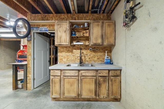 7533 Nature View Drive, Liberty Twp-jackson, MI 49201