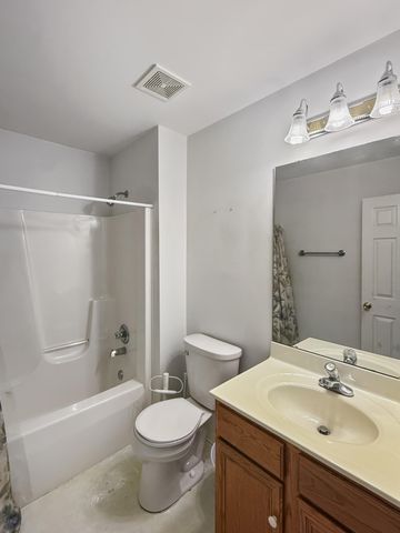 2962 Liberty Drive, Crown Point, IN 46307