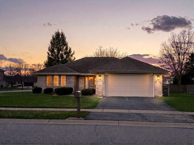 2962 Liberty Drive, Crown Point, IN 46307