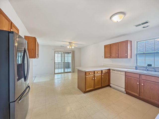 2962 Liberty Drive, Crown Point, IN 46307