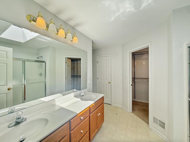 2962 Liberty Drive, Crown Point, IN 46307