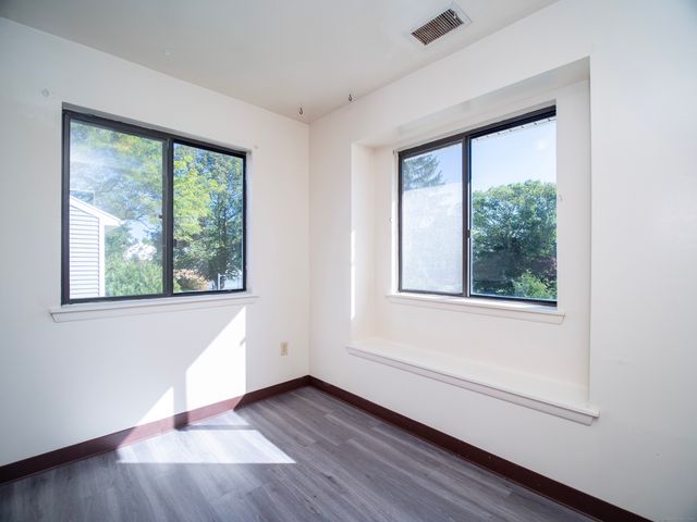 90 Turtle Bay Drive 90, Branford, CT 06405