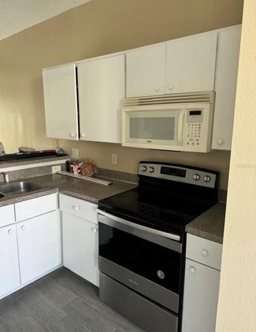 1289 S BEACH CIRCLE, Kissimmee, FL 34746