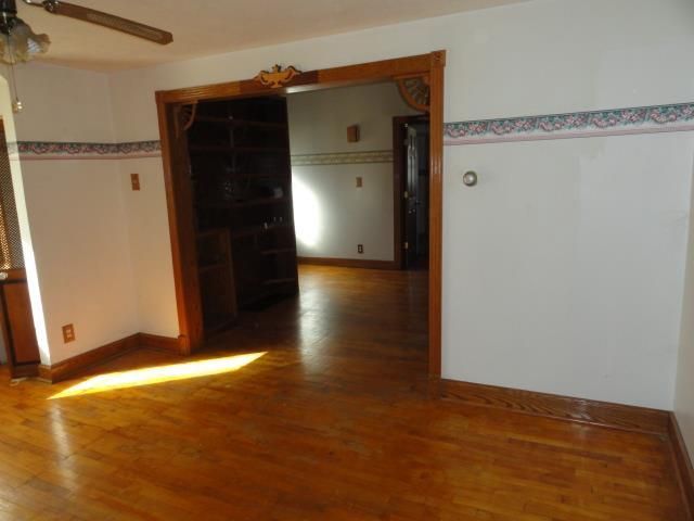 302 W Division St, Fond Du Lac, WI 54935