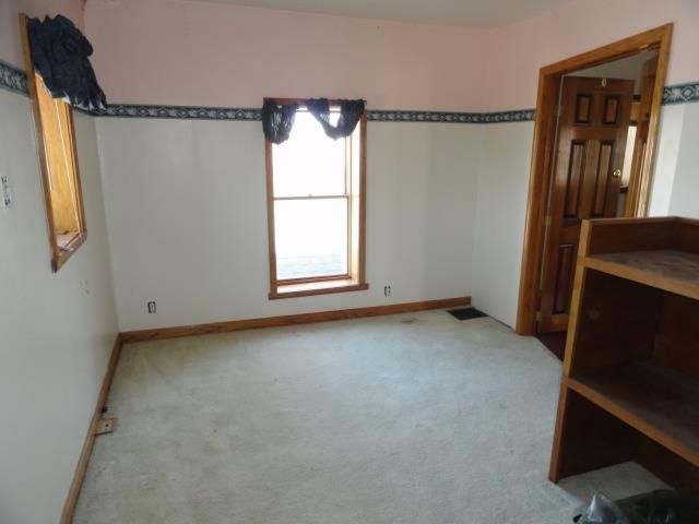 302 W Division St, Fond Du Lac, WI 54935