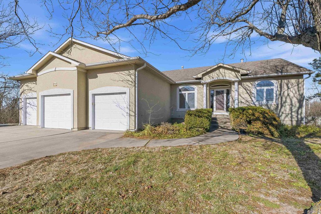 7200 E 55th Ct S, Derby, KS 67037