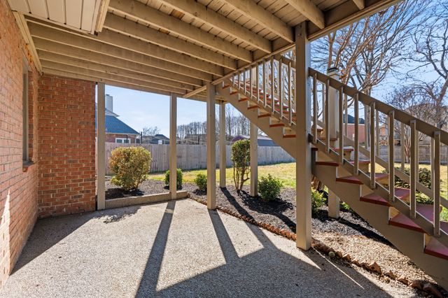 111 Wyncrest Ct, Hendersonville, TN 37075