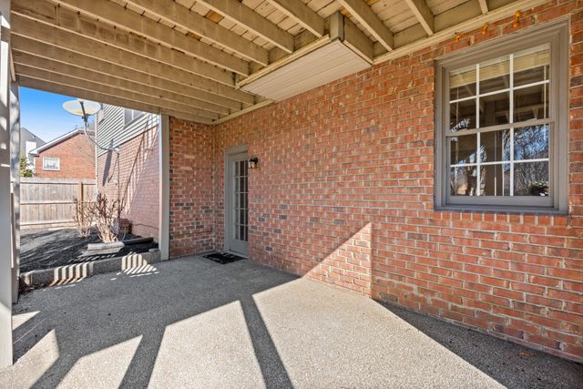 111 Wyncrest Ct, Hendersonville, TN 37075