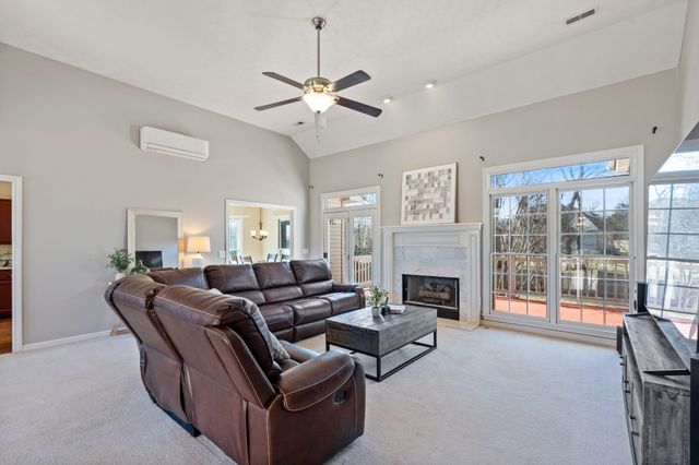 111 Wyncrest Ct, Hendersonville, TN 37075