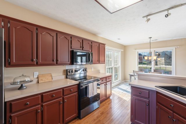 111 Wyncrest Ct, Hendersonville, TN 37075