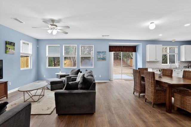 167 Parkmont Lane, Dallas, GA 30132