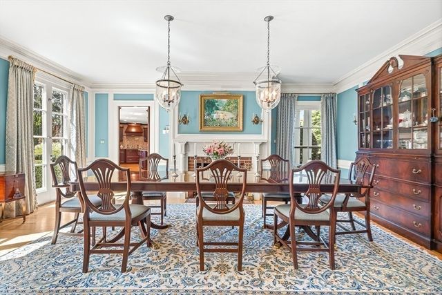 2 Everett Ave, Winchester, MA 01890