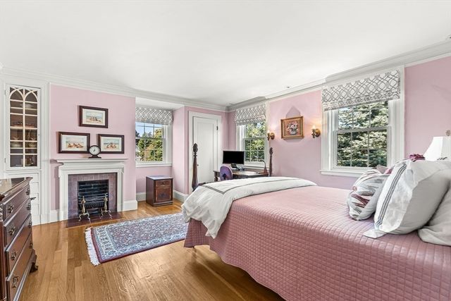 2 Everett Ave, Winchester, MA 01890