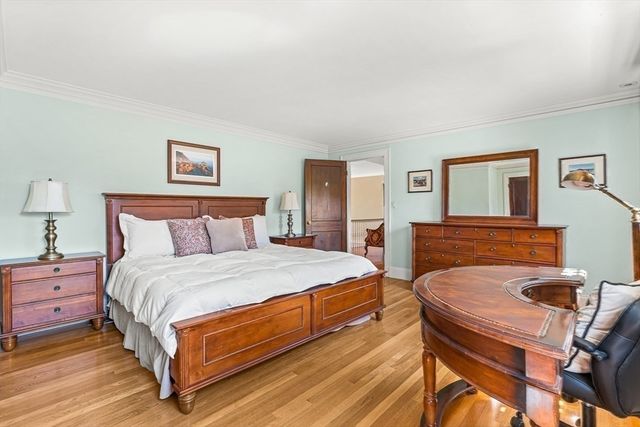 2 Everett Ave, Winchester, MA 01890