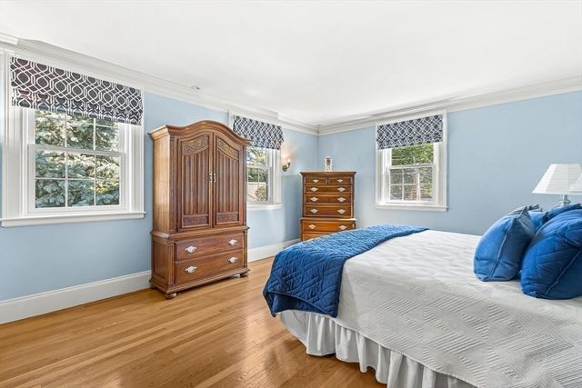 2 Everett Ave, Winchester, MA 01890