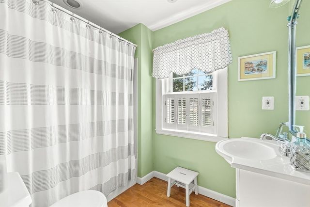 2 Everett Ave, Winchester, MA 01890