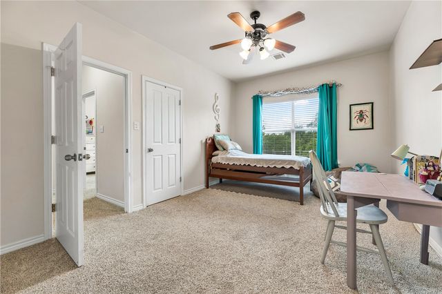1425 West Villa Maria Road 1004, Bryan, TX 77801
