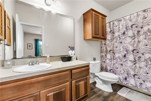 1425 West Villa Maria Road 1004, Bryan, TX 77801