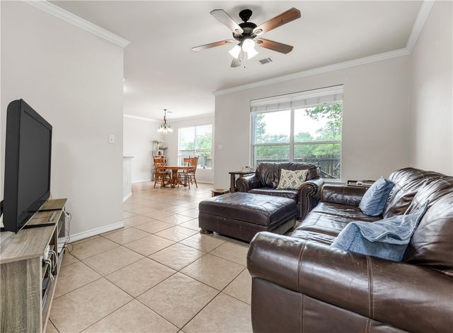 1425 West Villa Maria Road 1004, Bryan, TX 77801