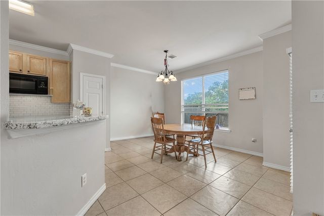 1425 West Villa Maria Road 1004, Bryan, TX 77801