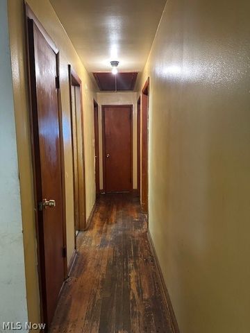 207 Forbes Road, Bedford, OH 44146