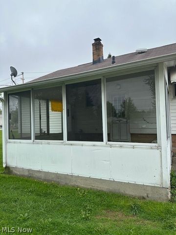 207 Forbes Road, Bedford, OH 44146