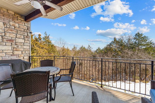 228 Seven Cove Lane 101, Kimberling City, MO 65686