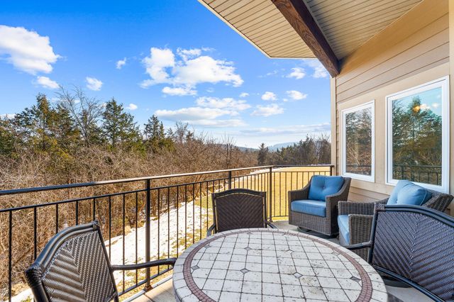 228 Seven Cove Lane 101, Kimberling City, MO 65686