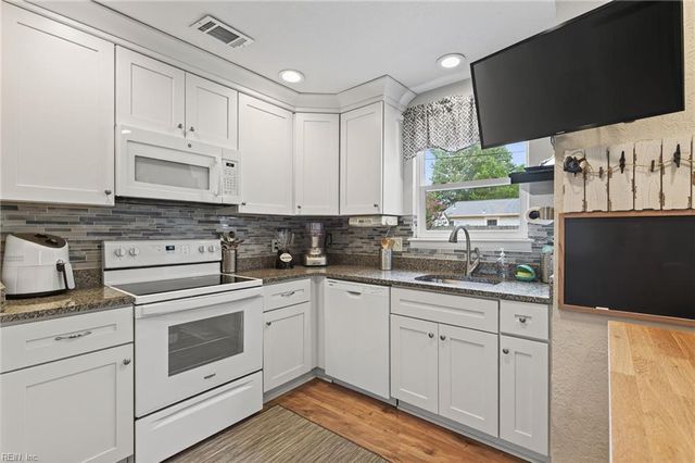 3100 Bow Creek BLVD, Virginia Beach, VA 23452