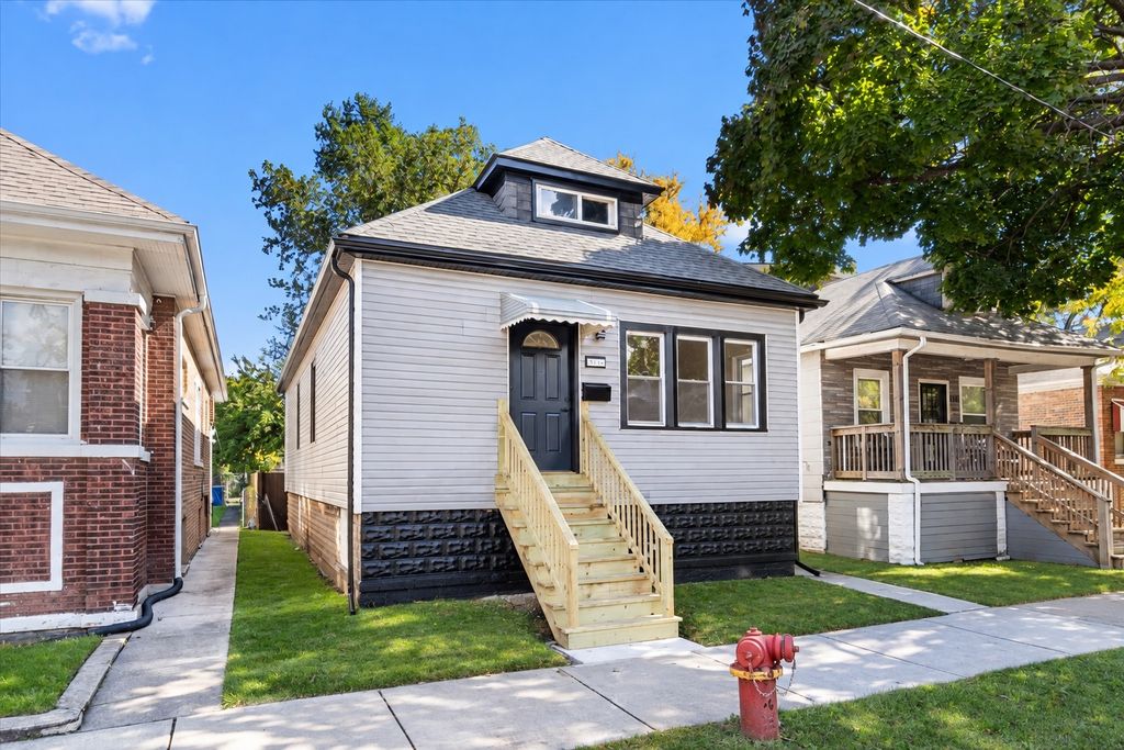 9331 S Woodlawn Avenue, Chicago, IL 60619 — photo 2