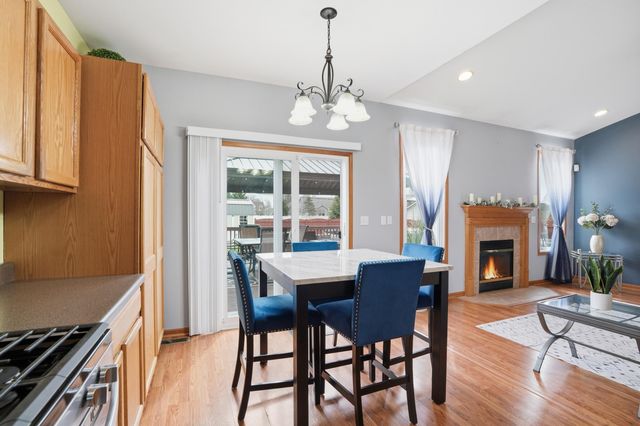 4221 Burlwood Drive, Chesterton, IN 46304