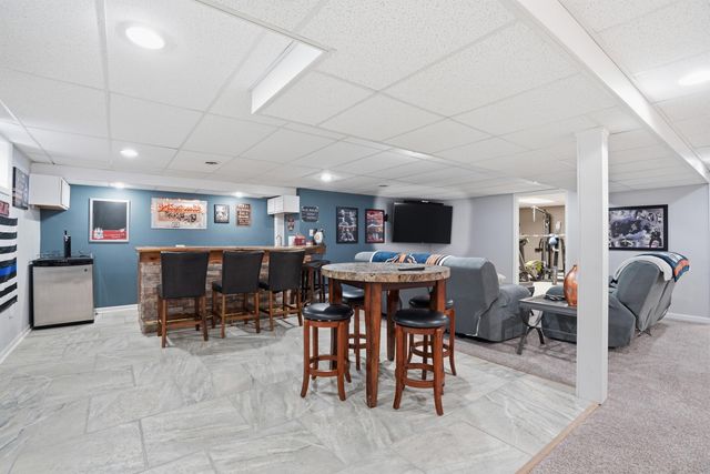 4221 Burlwood Drive, Chesterton, IN 46304