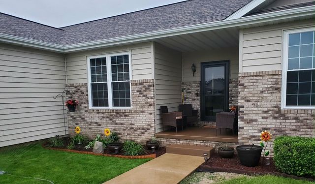 4221 Burlwood Drive, Chesterton, IN 46304