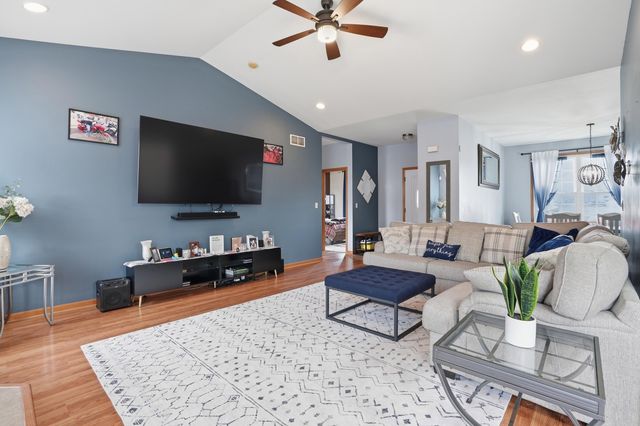 4221 Burlwood Drive, Chesterton, IN 46304