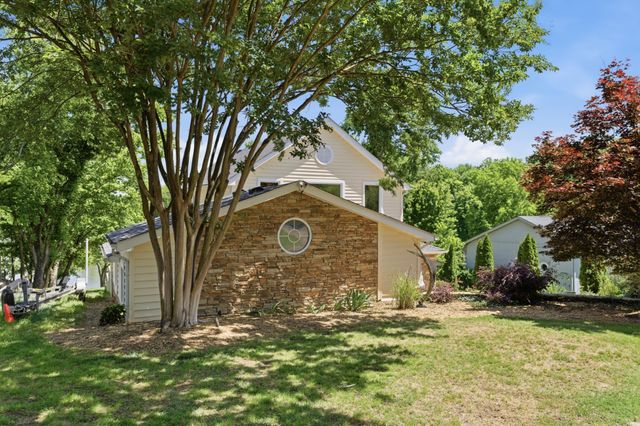 135 Keenan Ln, Mount Juliet, TN 37122