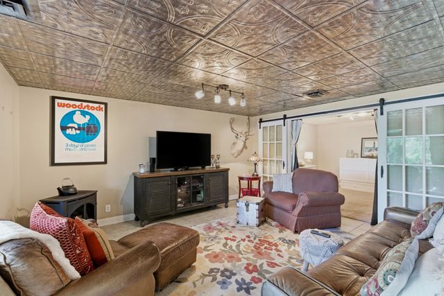 135 Keenan Ln, Mount Juliet, TN 37122