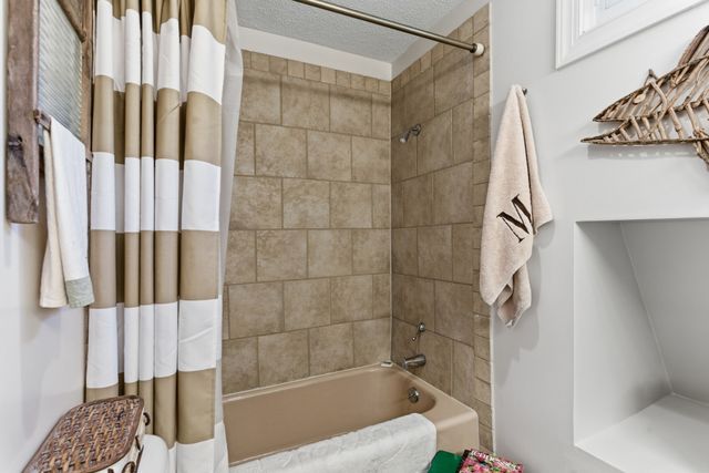 135 Keenan Ln, Mount Juliet, TN 37122
